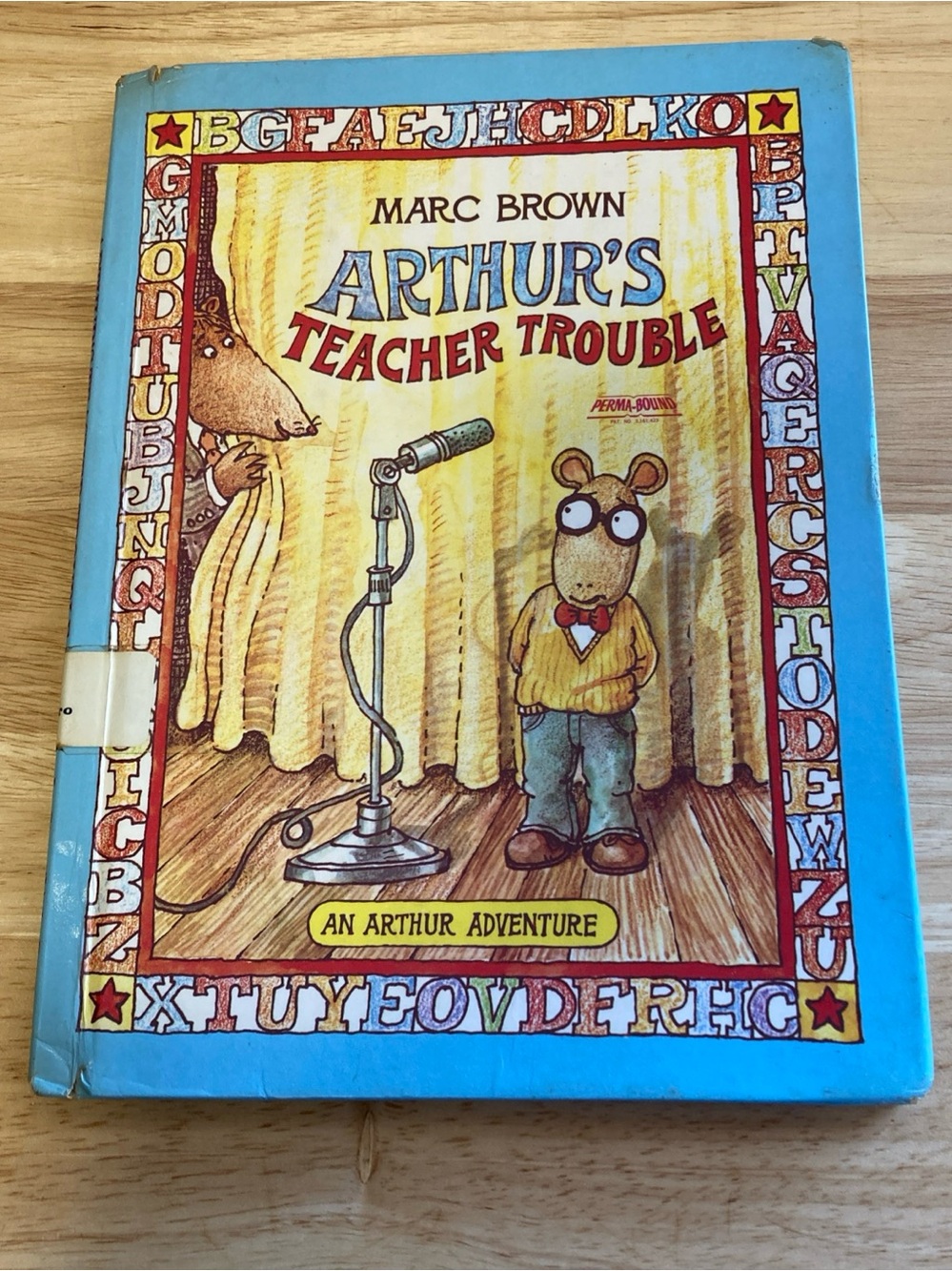 Arthur's Teacher Trouble - Hardcover - Library Book